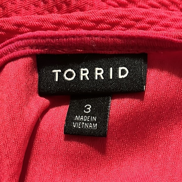 Torrid Fuchsia Pink Passion Textured Ponte Hi Lo Peplum‎ Top Size 3/3X #12576096 - Picture 10 of 13